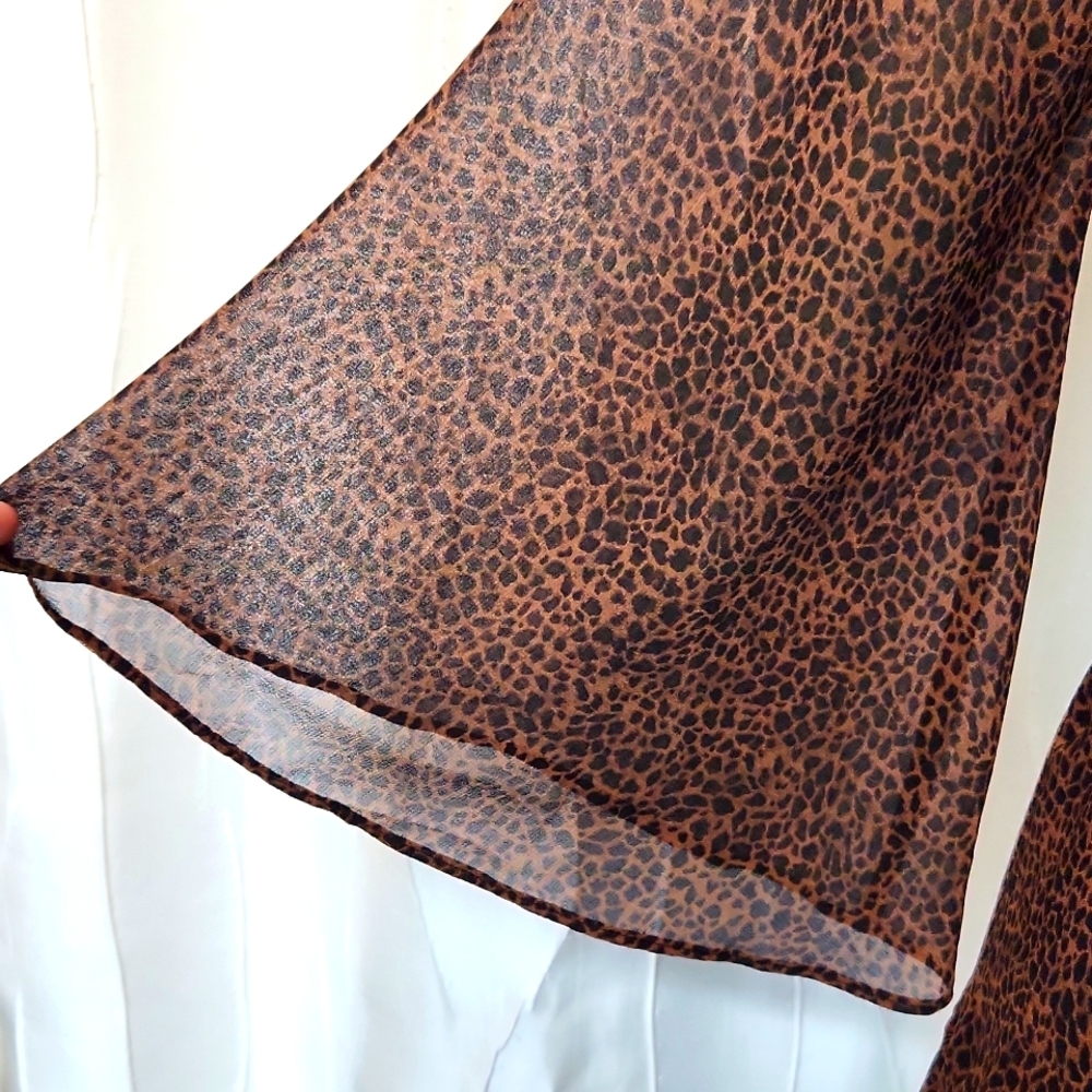 White House Animal Print Bell Sleeve V-Neck Dress - Picture 3 of 7
